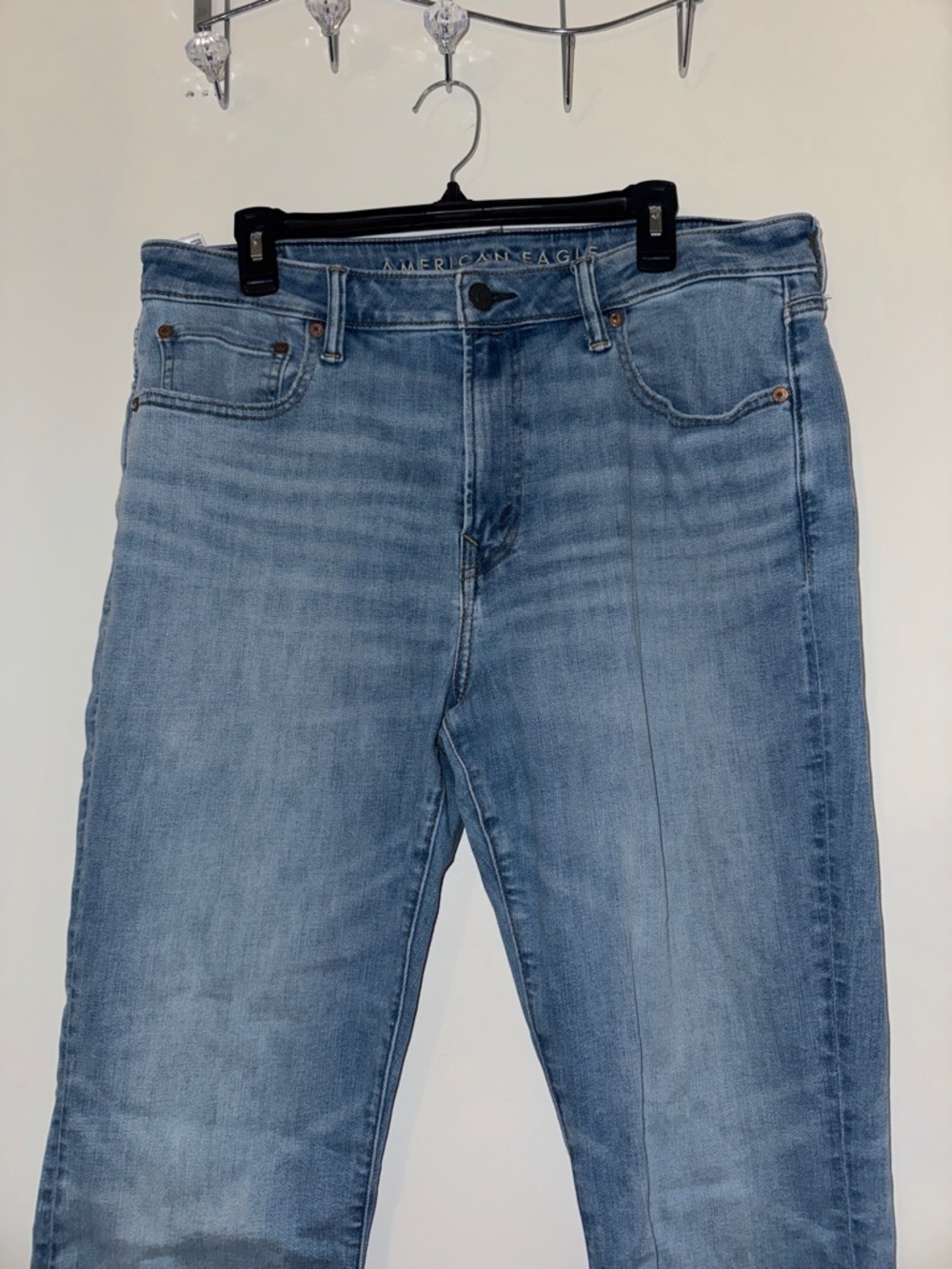 American Eagle Outfitters Light Wash Men’s Slim Straight Jeans